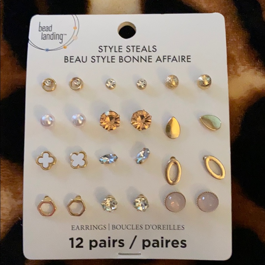 Bead Landing 12 Pack Earrings 10$